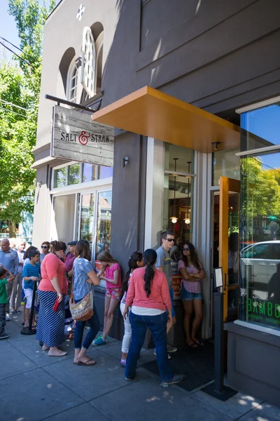 Salt and Straw Ice Cream Portland Oregon — Stock Photo, Image