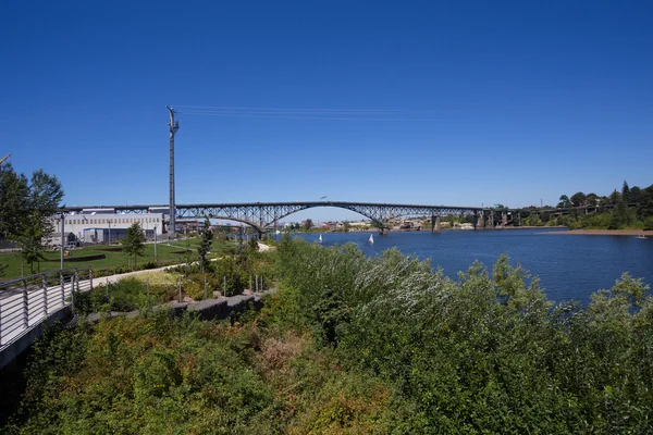 Greenway bikepath park südlich waterfront portland oregon — Stockfoto