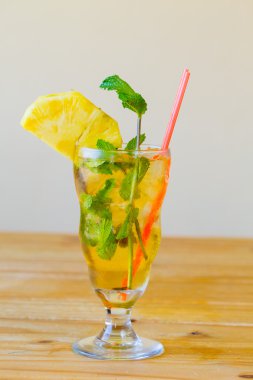 Nane Mojito karışık içki Bar