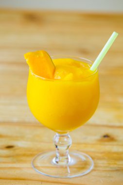 Sarı Mango Margarita