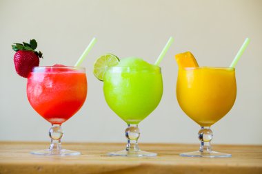 Üç renk Margarita özel