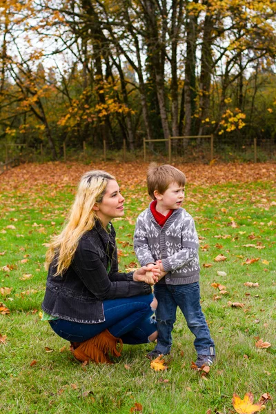 Mother Son Lifestyle Portrait — Stock Photo, Image