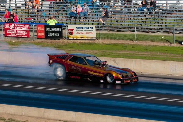 NHRA 30 yıllık Güz klasik Woodburn Dragstrip — Stok fotoğraf