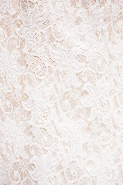 Açık havada asılı düğün elbise — Stok fotoğraf