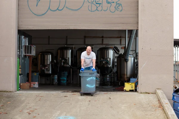 Commercial Craft Beer Making at Brewery — Stock Photo, Image