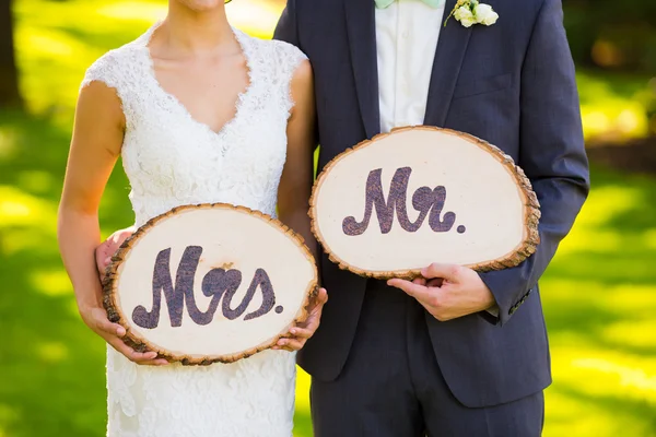 De heer en mevrouw bruiloft Decor tekenen — Stockfoto