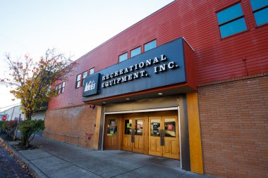 REI Storefront Eugene Oregon clipart