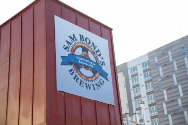 Sam Bond'un bira Eugene Oregon