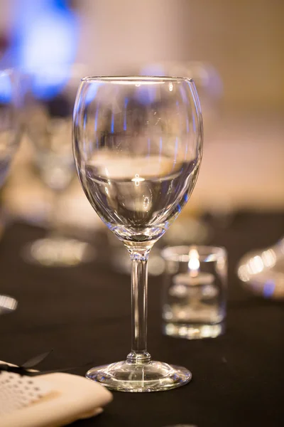 Pusty kieliszek do wina na wesele — Zdjęcie stockowe
