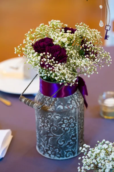 Bröllop mottagning blommor — Stockfoto