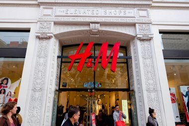 H ve M mağazası Union Square San Francisco