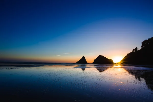 Heceta Head Beach al atardecer en la costa de Oregon — Foto de Stock