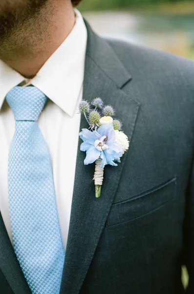 Groom with Blue Tie on Wedding Day — Stock Photo, Image