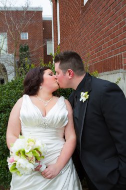 Gelin ve damat portre düğün gününde