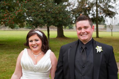 Gelin ve damat portre düğün gününde