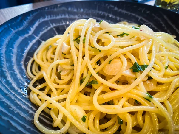 Tasty Aglio Oglio Pasta Fresh Garlic Pepperoni — Stock Photo, Image