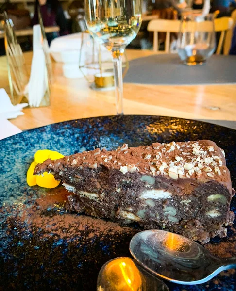 Deliziosa Torta Cioccolato Fatta Casa Con Fichi Secchi — Foto Stock