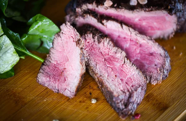 Leckeres Bienensteak Auf Dem Grill — Stockfoto