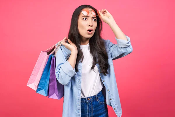 Ich Traue Meinen Augen Nicht Emotional Überraschte Junge Hübsche Asiatin — Stockfoto