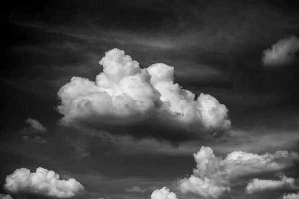 Nubes Tormenta Blanco Negro —  Fotos de Stock