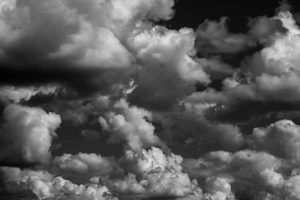 Καταιγίδα Σύννεφα Μαύρο Και Άσπρο — Φωτογραφία Αρχείου