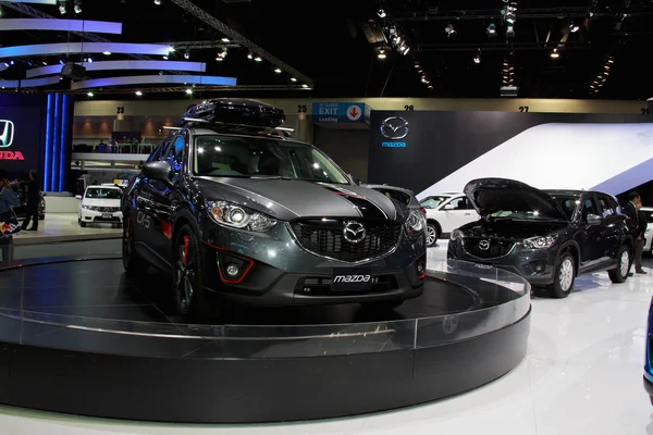 NONTHABURI - NOVEMBER 28: Mazda CX-5 display on stage at The 30t — Stock Photo, Image