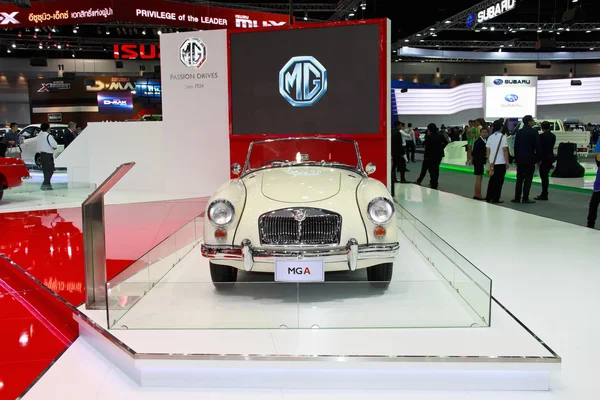 NONTHABURI - NOVEMBER 28 : MG Sport Vintage display on stage at — Stock Photo, Image