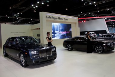 Bangkok Tayland-Nisan 4: tanımlanamayan modeller kabine sonrası.