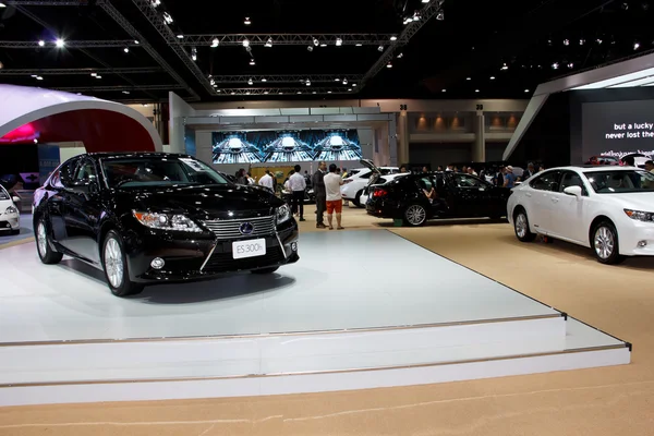 BANGKOK - MARCH 28 : Lexus GS300H on display at 35th Bangkok Int — Stock Photo, Image