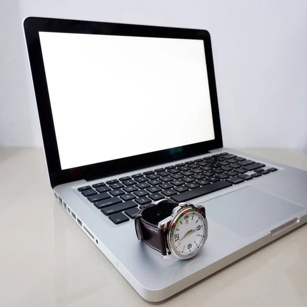 Masada Dizüstü bilgisayar Model Gerçekçi