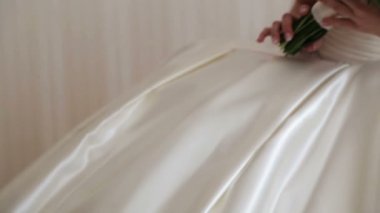 Gelin düğün gününde sevgili onu kedi ile. Favori benim kedi düğün gününde. Düğün gününde tek arkadaşım veda.