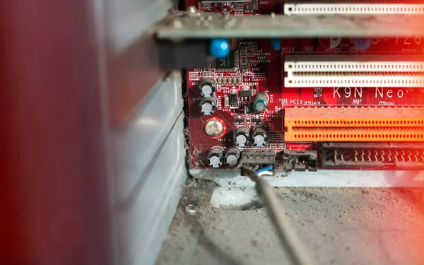 Unidade Sistema Computador Antigo Com Poeira Teia Aranha Dentro — Fotografia de Stock