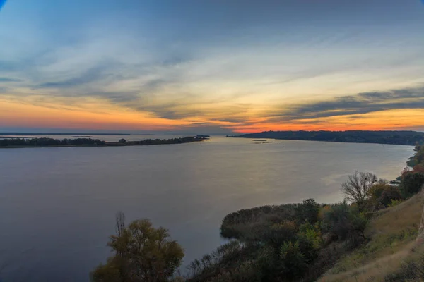 Gryning Vid Floden Dnepr Staden Rzjisjtjov Kievregionen Ukraina Oktober 2020 — Stockfoto