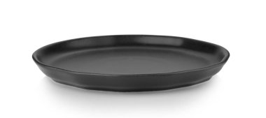 Boş siyah plaka beyaz arkaplanda izole edildi