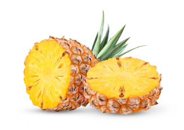  Beyaz arka planda izole edilmiş ananas dilimleri