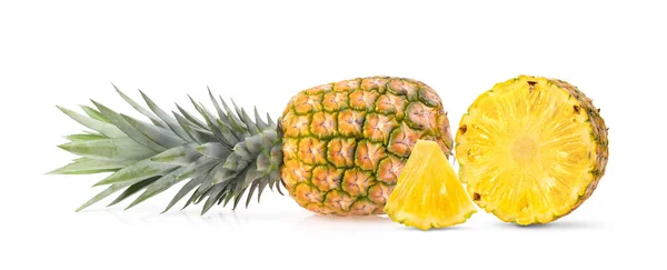 在白色背景上分离的菠萝 — 图库照片