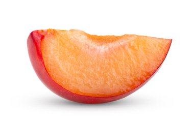 beyaz arkaplanda izole kiraz erikleri