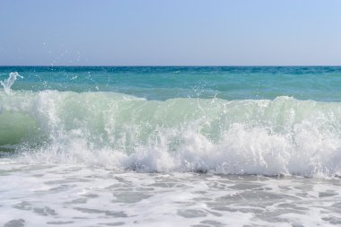 sıçramasına dalgalar deniz