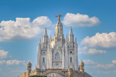 Expiatori del Sagrat Cor Tapınağı İspanya 'nın Barselona şehrindeki Mont Tibidabo' nun tepesinde