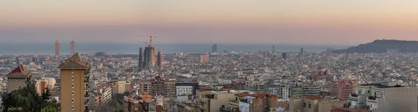 Blick Auf Die Skyline Der Stadt Barcenoloa Bei Sonnenuntergang — Stockfoto