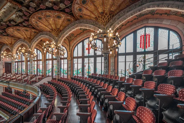 Balcón Asientos Laterales Con Vidrieras Cataluña Music Hall Por Tarde — Foto de Stock