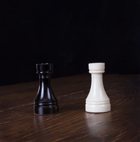 White and black chess rook. — Stock Photo, Image