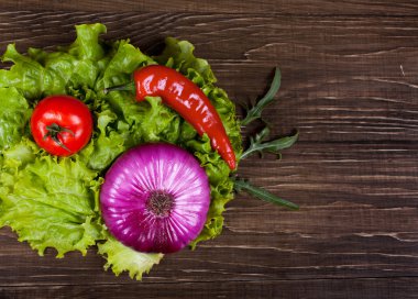  Taze gıda maddeleri sebze donatmak. 3