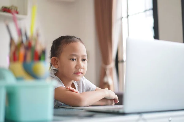 Asian Little Girl Studying Homework Online Lesson Social Distance Online — Stock Photo, Image