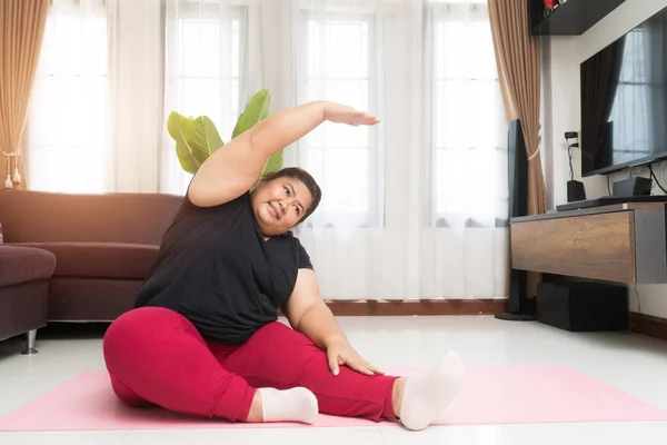 Fat Woman Asian Exercising Home Sport Recreation Idea Concept — Foto Stock