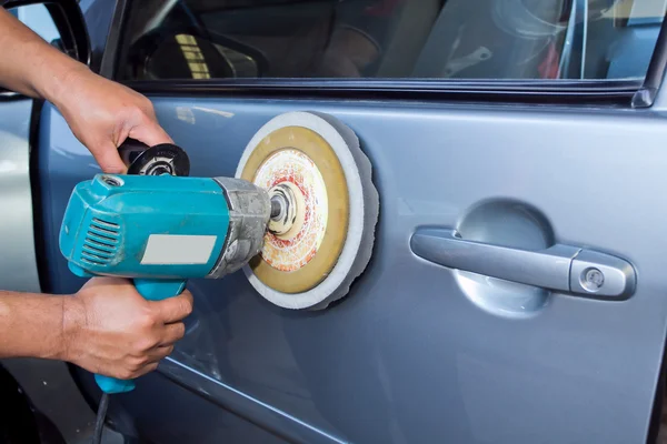 Buffer machine polishing car — Stock Photo, Image