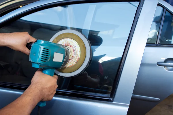 Buffer machine polishing car — Stock Photo, Image