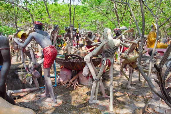 Gruesome Buddhist statues — Stock Photo, Image