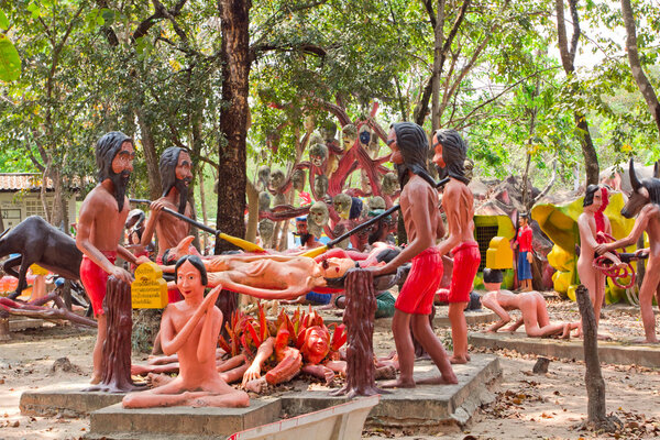 Gruesome Buddhist statues