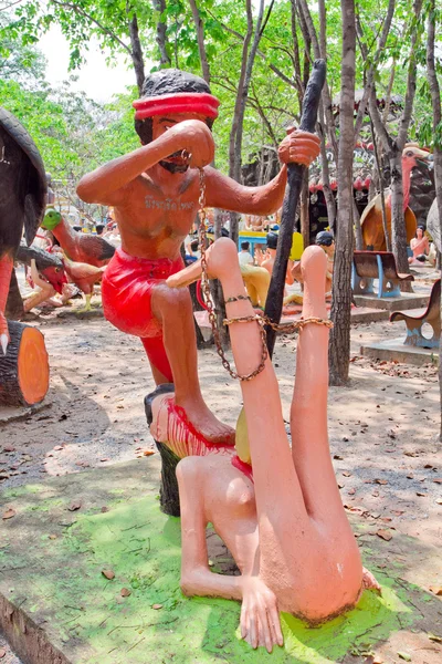 Hrůzné buddhistické sochy — Stock fotografie